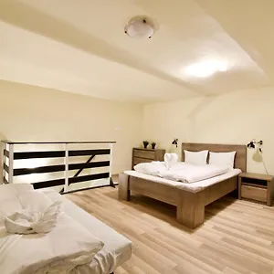 Ecostay Zoltan Street Apartment Budapest