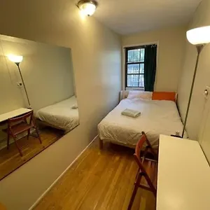 Central And Affordable Williamsburg Private Bedroom Close To Subway Homestay New York